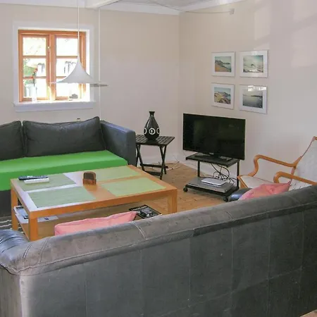 別荘 Two Bedroom Holiday In